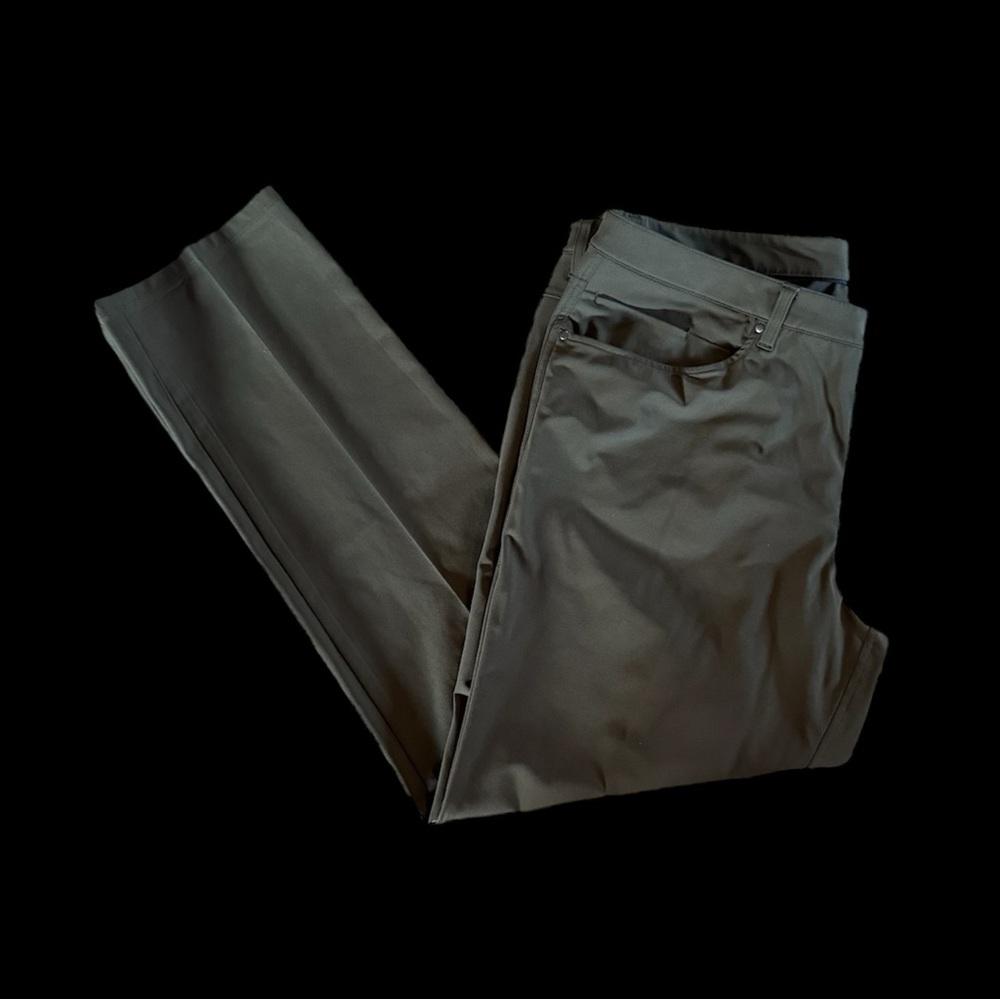 Lululemon Classic-Fit Trousers